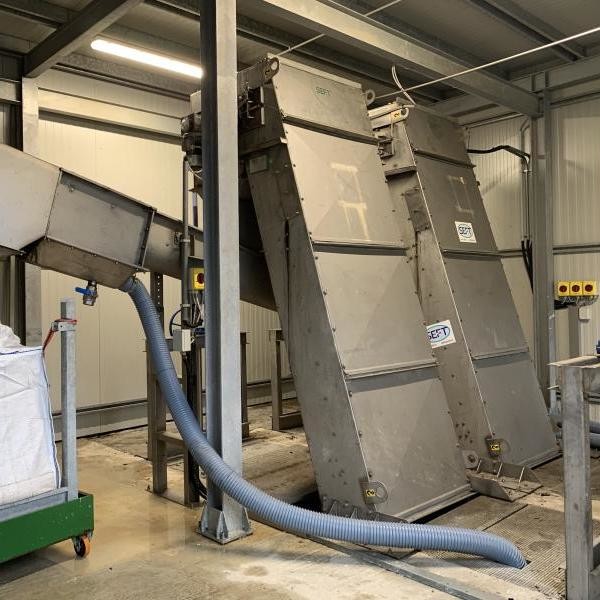 N 2 Sgrigliatori a nastro per impianto depurazione municipale. SEFT